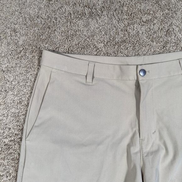 Lululemon Khaki Shorts Size 38 Commission Classic Fit Warpstreme 9” LM7B96S - Picture 2 of 9